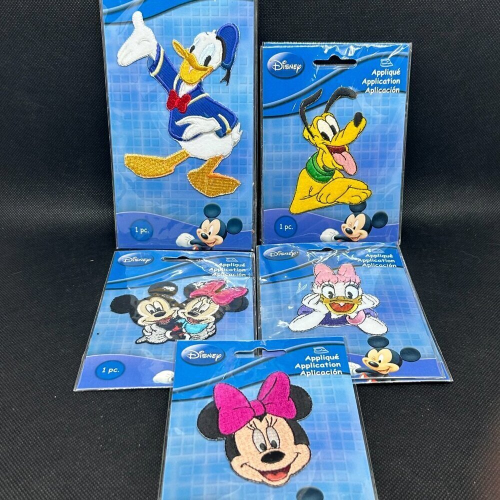 New in package Lot of 8 Disney Characters Appliques